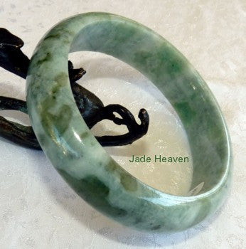 1417 6-10-2019 moved to YYJ Flowing Waters" Rippling Green Veins Jadeite Bangle 59mm + Certificate (797)