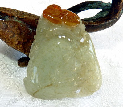 Sale-"Monkey Protects Peach" Burmese Jadeite Pendant ((JHP178}