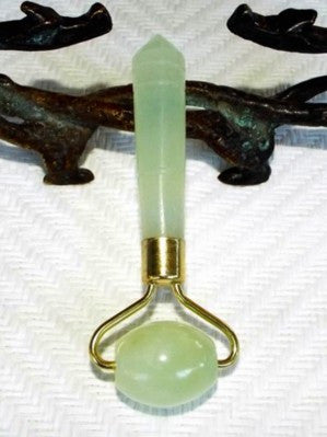 Small Chinese Jade Roller for Face, Natural Wrinkle Relaxer